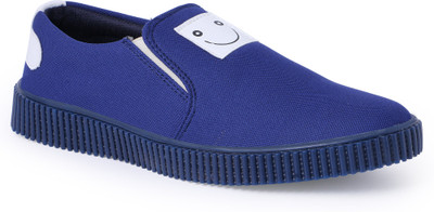 

CLOSHO Blue Casual Shoes Slip On Sneakers For Men(Blue, Dark blue