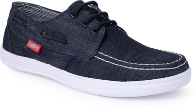 

CLOSHO Black Casual Shoes Sneakers For Men(Black