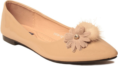 

MSC Women Beige Bellies