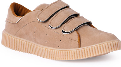 

CLOSHO Beige Casual Shoes Sneakers For Men(Beige