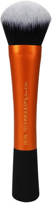 

Real Techniques Face Brush(Pack of 1)