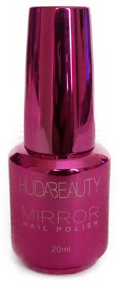 

Huda Beauty HNM Red