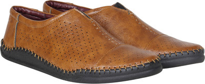 

Knight Ace Walktoe Casuals For Men(Tan