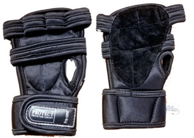 

Protect Full Palm Protection & Extra Grip Gym & Fitness Gloves (M, Black)
