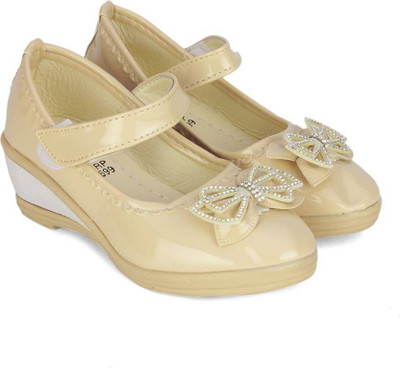 

KITTENS Girls Velcro Ballerinas(Beige
