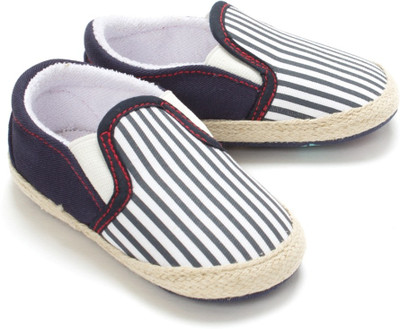 

Little Hip Boutique Boys & Girls Slip on Loafers(Black, Black & white