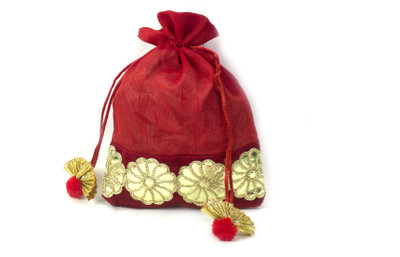 

LINE 'N' CURVES line n curves New Rakhi Gift Collection Decorative Velvet Flower Potli For Gifting, Storage, Wedding Gift Pack, Dry Fruit Packing Potli(Red)