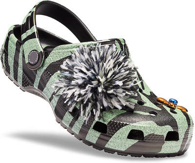 

Crocs Men Green Clogs