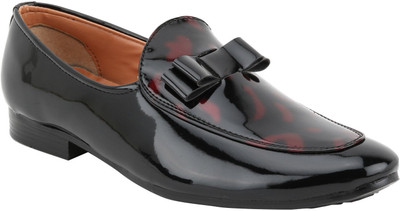 

Voila Glossy Leather Shiny Party Wear For Men(Black