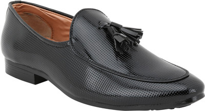 

Voila Glossy Leather Shiny Party Wear For Men(Black