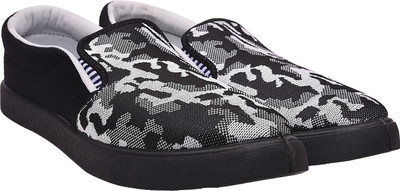 

Vedano Slip On Sneakers For Men(Black, Grey