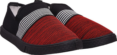 

Vedano Slip On Sneakers For Men(Black, Red