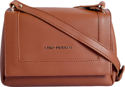 

Lino Perros Sling Bag(Tan)