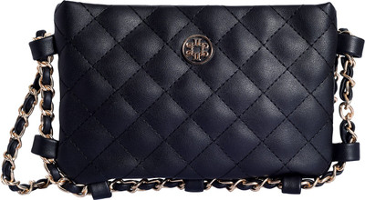 

Lino Perros Sling Bag(Black)