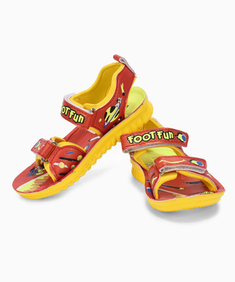 

Footfun Boys Velcro Sports Sandals(Red