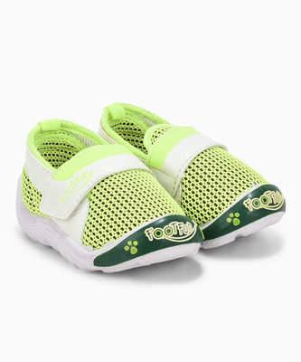 

Footfun Boys & Girls Velcro Walking Shoes(Green