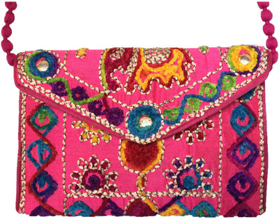 

ELYSIAN Women Casual Pink Fabric Sling Bag