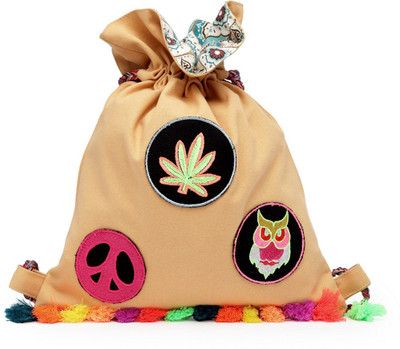 

The House of Tara Canvas Patch Print Slim 2 L Backpack(Beige)