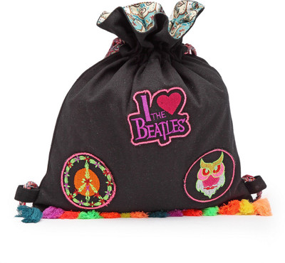 

The House of Tara Canvas Patch Print Slim 2 L Backpack(Black)