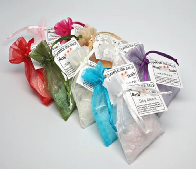 

ADVAIT ABEER NATURAL SPA BATH SALT GIFT SET (PACK OF 10)(1000 g)