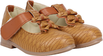

Buckled Up Girls Velcro Strappy Sandals(Brown