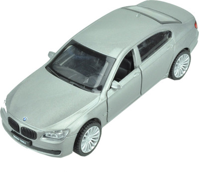 

Innovador 1:43 Licensed Die Cast BMW 760 LI car with Pull Back Function(Matt Black)