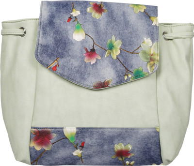 

Butterflies Stylish 5 L Backpack(Multicolor), Blue;light green