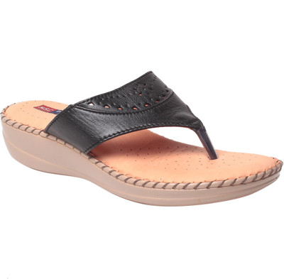 

MSC Women Black Flats