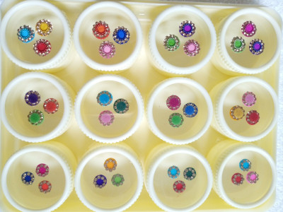 

beauty gold designer bindi for beautiful lady & girl forehead, nail, Multicolor Bindis(mugli marathi, Bollywood style)