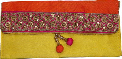 

Umacrafts Party Pink Clutch