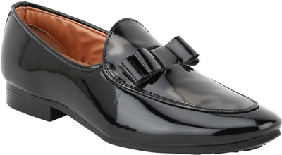 

Voila Glossy Leather Shiny Party Wear For Men(Black