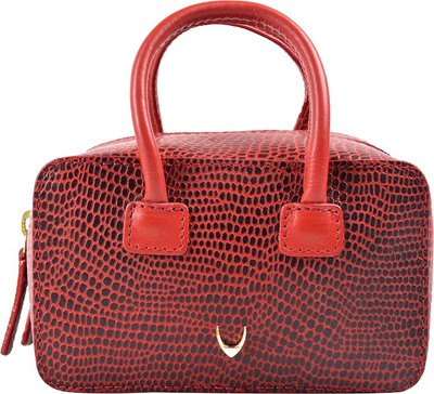 

Hidesign JEWEL BOX -COW LIZARD MELBOURNE-RED Travel Toiletry Kit(Red)