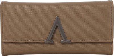 

Bee fashionable Women Brown Artificial Leather Wallet(10 Card Slots), Light brown