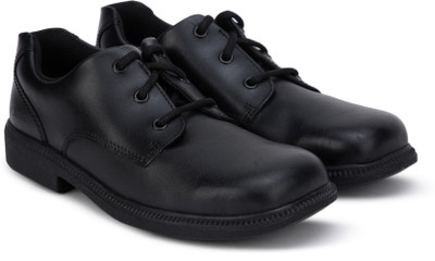 

Clarks Boys Lace Running Shoes(Black, Silver metallic