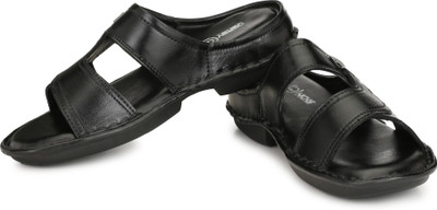 

Derby Kicks Men Black Flats