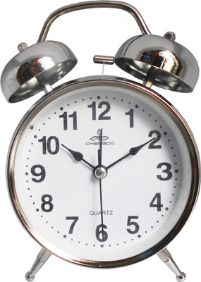 CHENGDA Analog Silver Clock