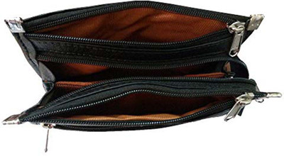 

VALGA Casual Black Clutch