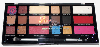 

COLORS QUEEN First Glow Smoky Eye & Cheek Palette