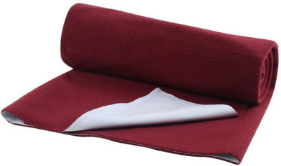 

DD RETAIL Cotton Baby Bed Protecting Mat(Maroon