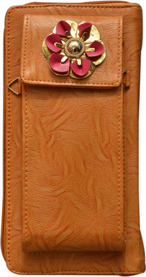 

siddhi fashions Casual Beige Clutch