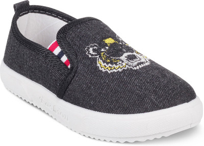 

KITTENS Boys Slip on Sneakers(Black
