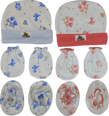 

Kidbee Baby Printed Soft Booties Mittens Cap Combo Set(Blue,Red)