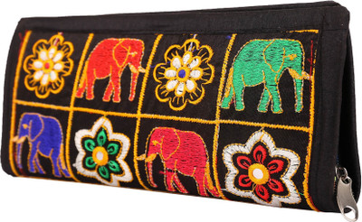 

Craft Trade Party Black Clutch