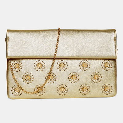 

Cara Mia Casual Gold Clutch
