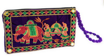 

SUVASANA Casual Blue Clutch