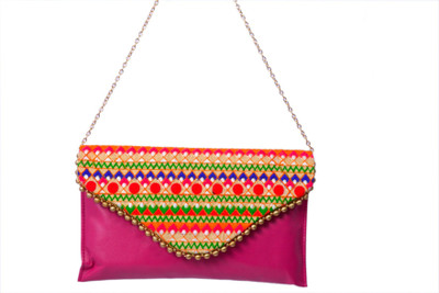

Craft Trade Casual Multicolor Clutch