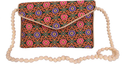 

Craft Trade Casual Multicolor Clutch