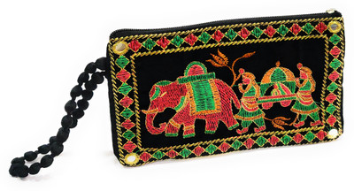 

SUVASANA Casual Black Clutch