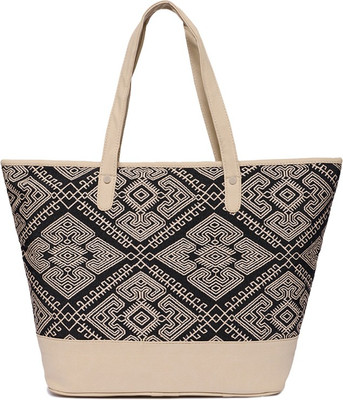 

Kanvas Katha Tote(Multicolor)