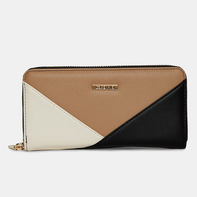

Cara Mia Casual Multicolor Clutch
